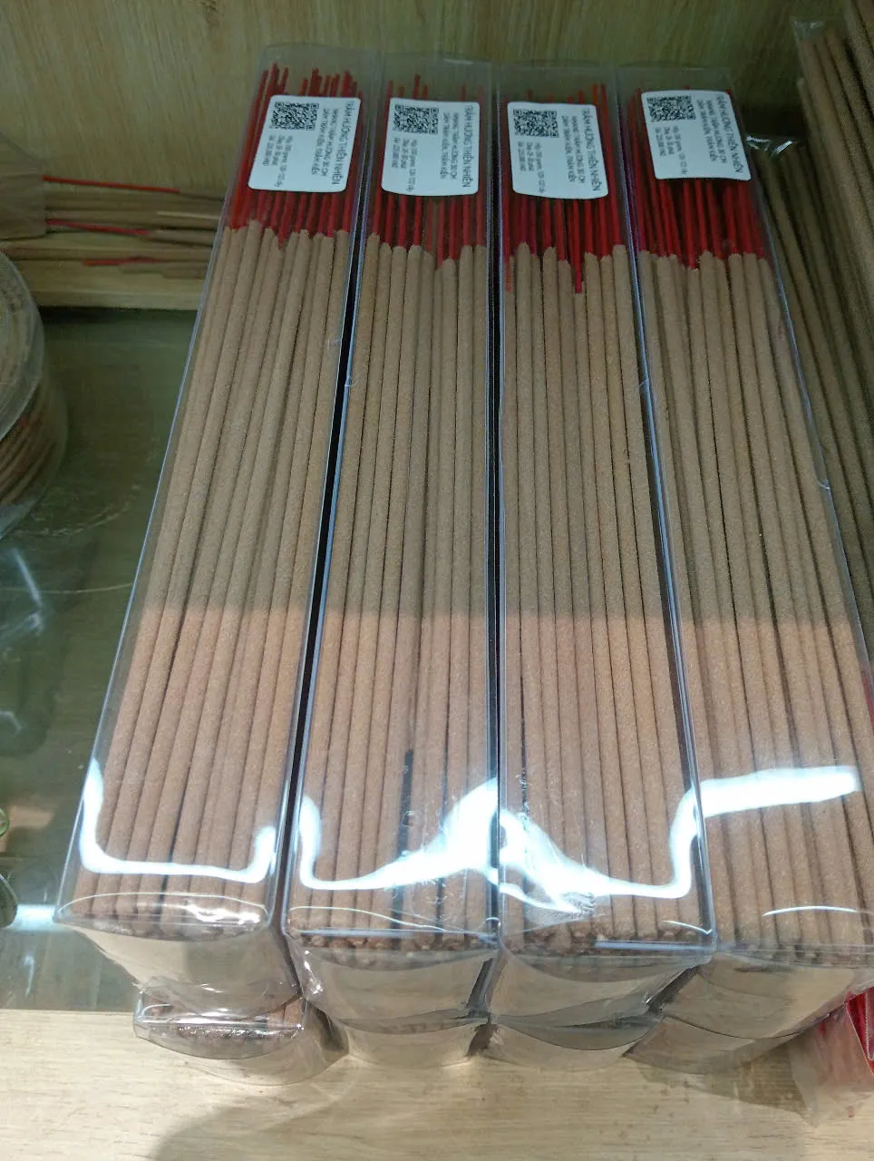 [200g Box] Natural Agarwood Incense Sticks – Premium Vietnamese Oud Incense (30–40 cm, Wholesale Grade)